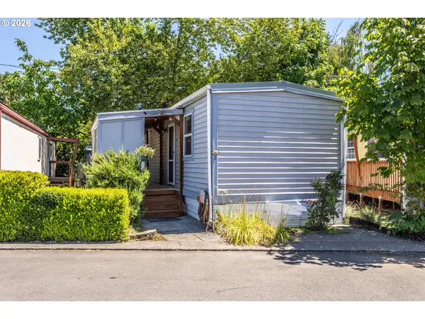 7227 SE Flavel St #02, Portland, OR 97206
