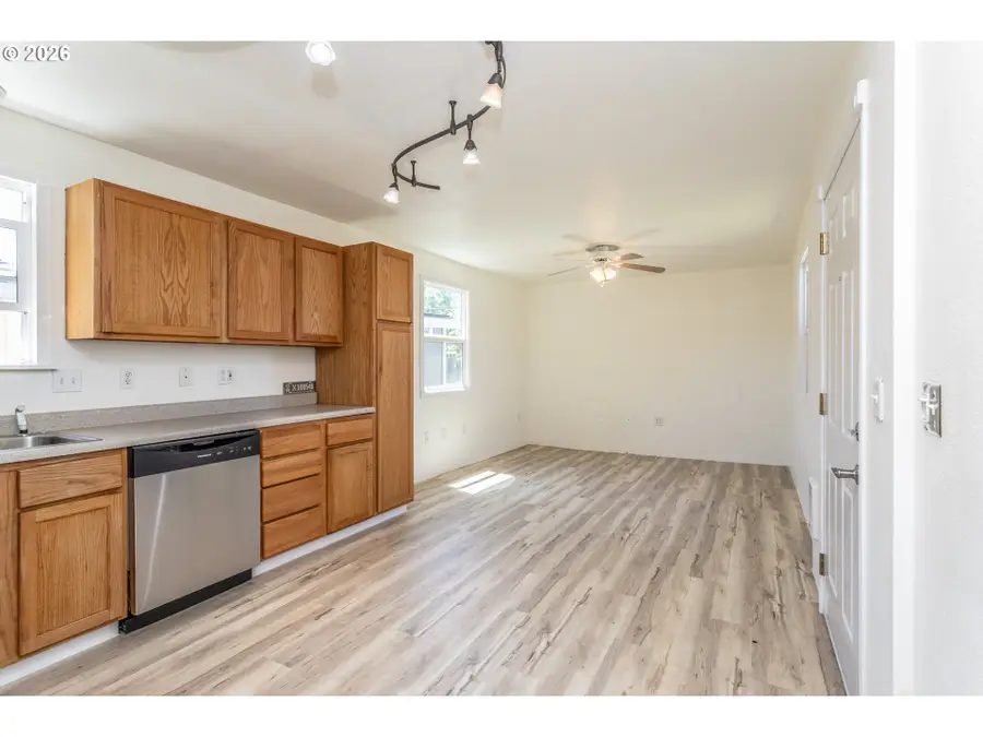 7227 SE Flavel St #02, Portland, OR 97206 - #3