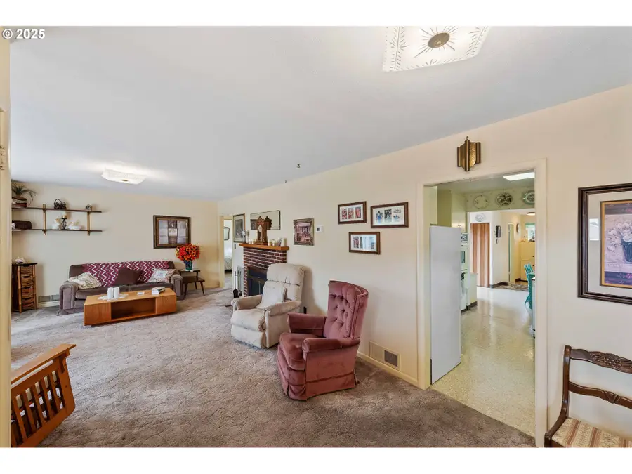 90880 Robertson Ln, Barview, OR 97420 - Image #2