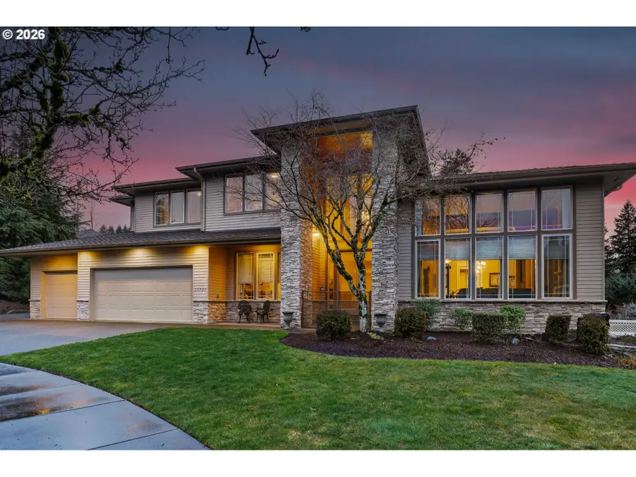 11737 SE Brockenhurst Cir, Happy Valley, OR 97086 - #2