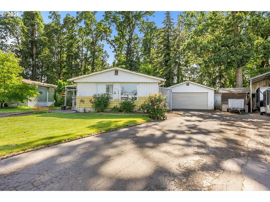 11847 Chateau Dr Ne, Woodburn, OR 97071 - #2