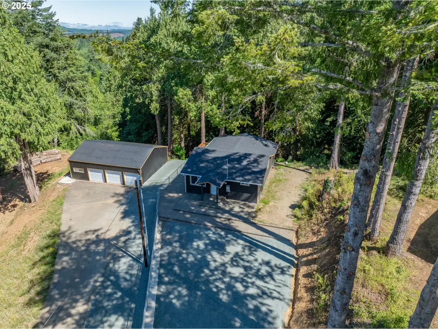 94531 Smokey Ln, Coquille, OR 97423 - Image #2