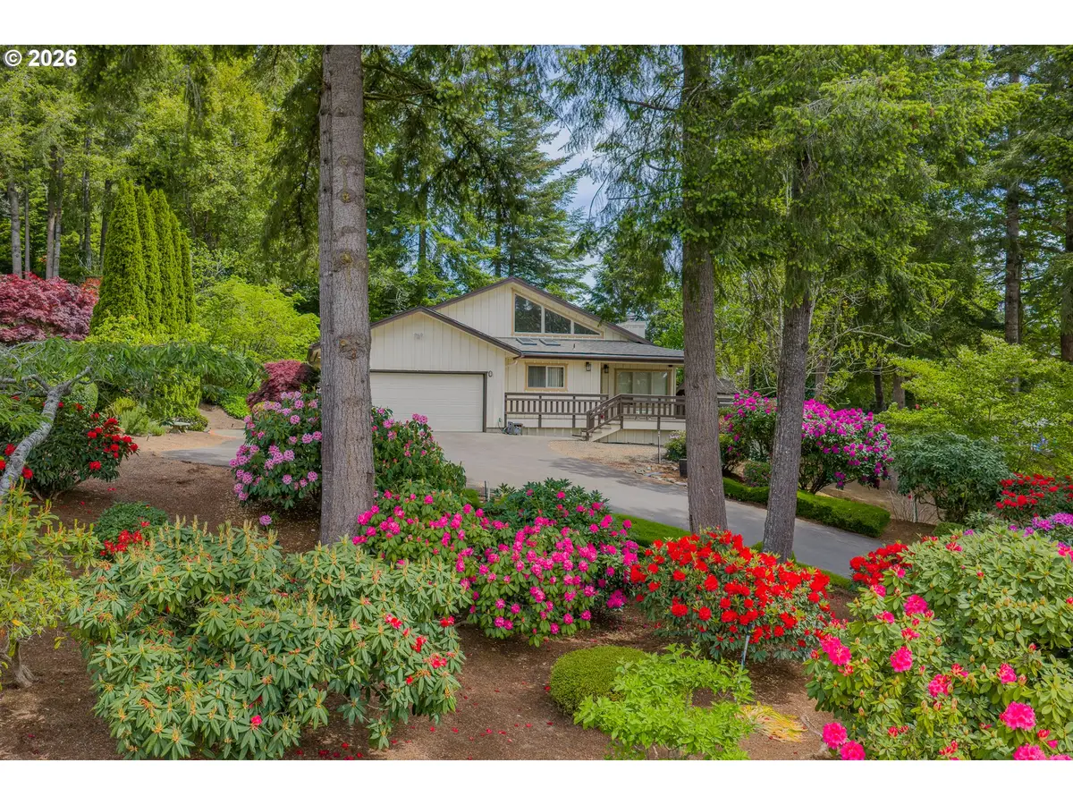 1446 W 14th Pl, Coquille, OR 97423 - #1