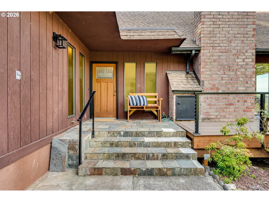 731 Carnine Rd, Castle Rock, WA 98611 - #3