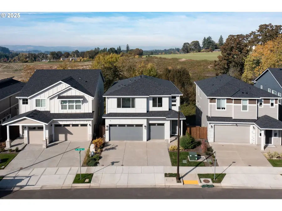 12205 SW Silvertip St, Beaverton, OR 97007 - Image #2