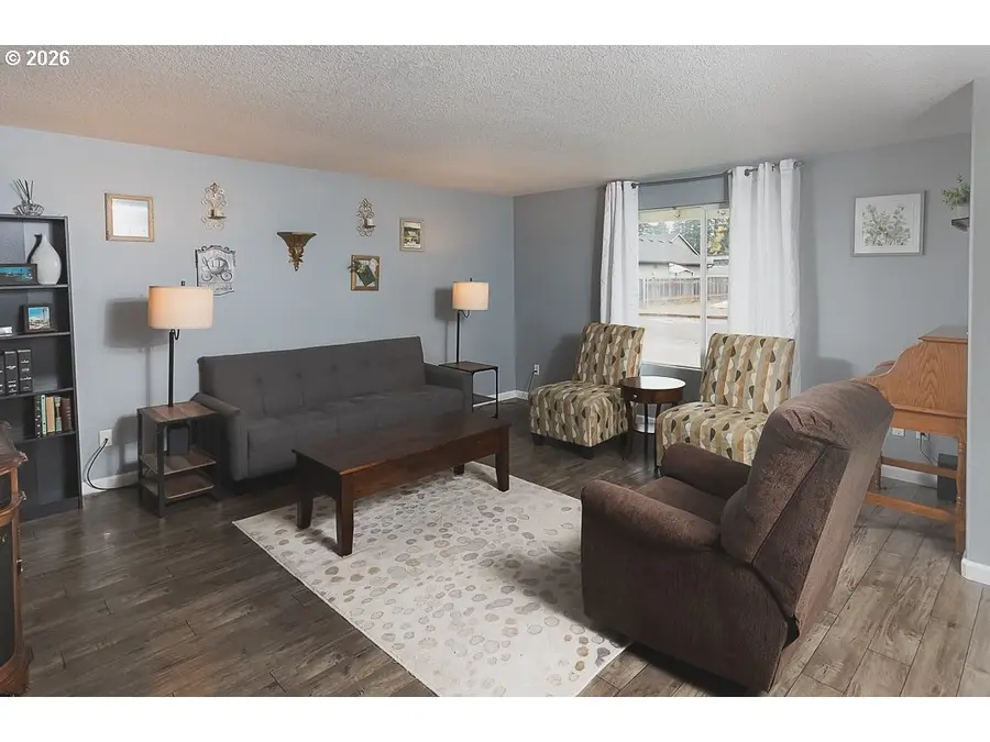 4400 NE 123rd Ave, Vancouver, WA 98682 - Image #2