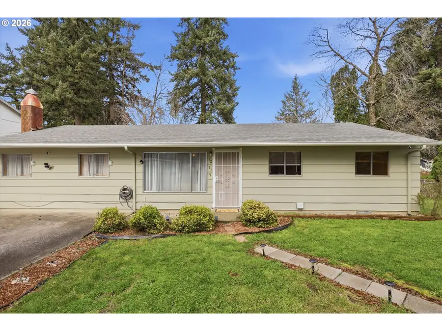 12519 SE Ellis St, Portland, OR 97236 - #3