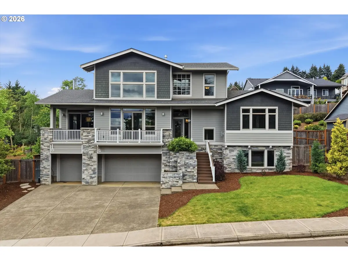 220 SW Dogwood Dr, Dundee, OR 97115 - #1