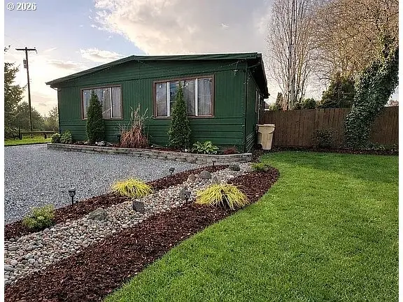 4170 S Santiam Hwy #6, Lebanon, OR 97355