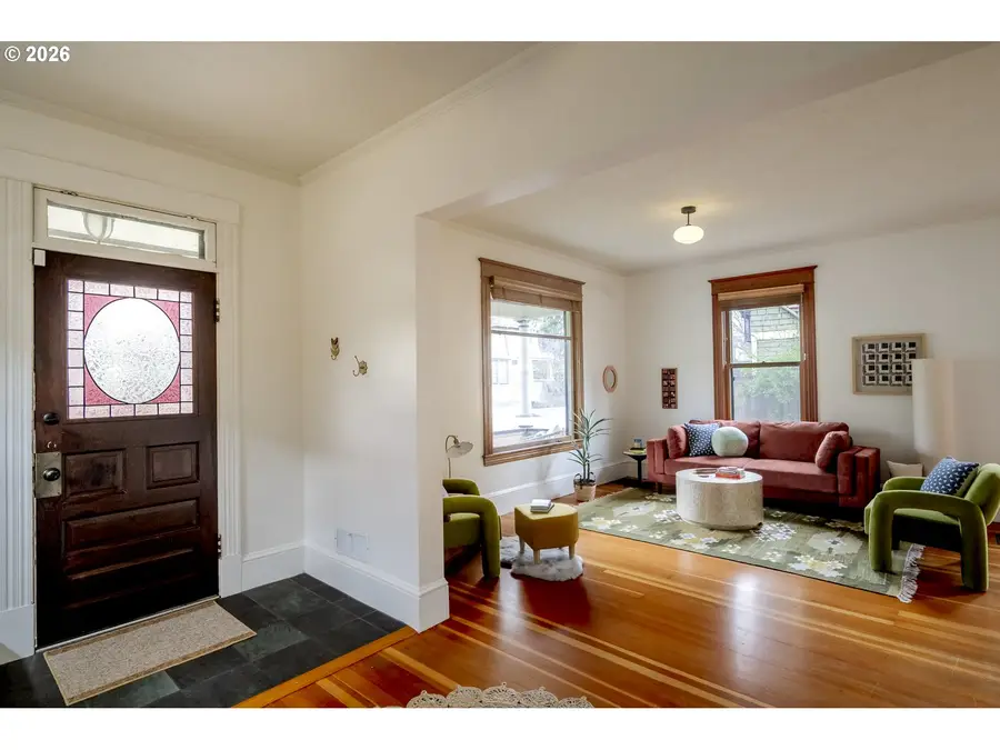 2002 NE 13th Ave, Portland, OR 97212 - #2