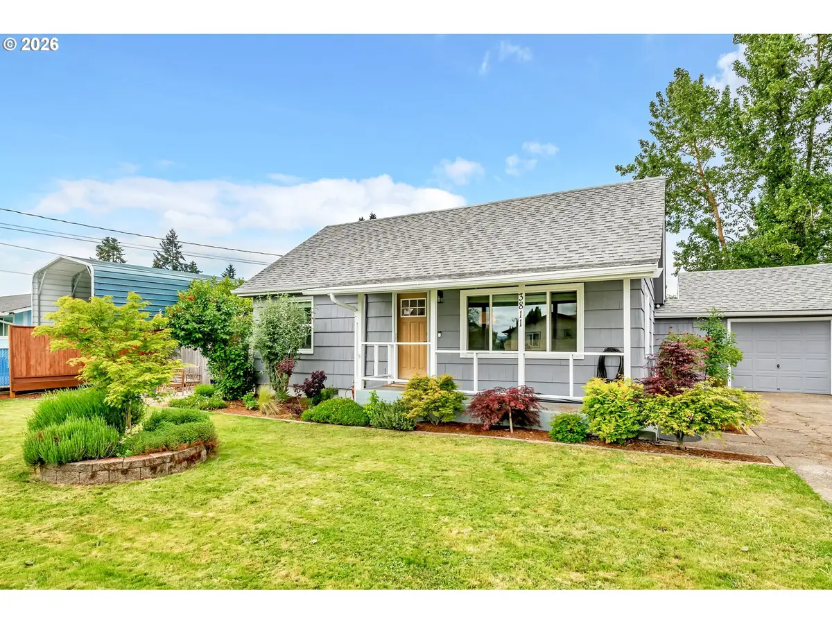 3811 Souza St, Eugene, OR 97402 - #1