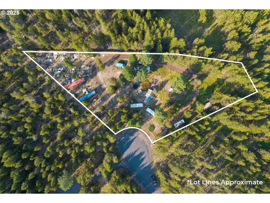 55360 Hen Ln, Bend, OR 97707 - Image #2