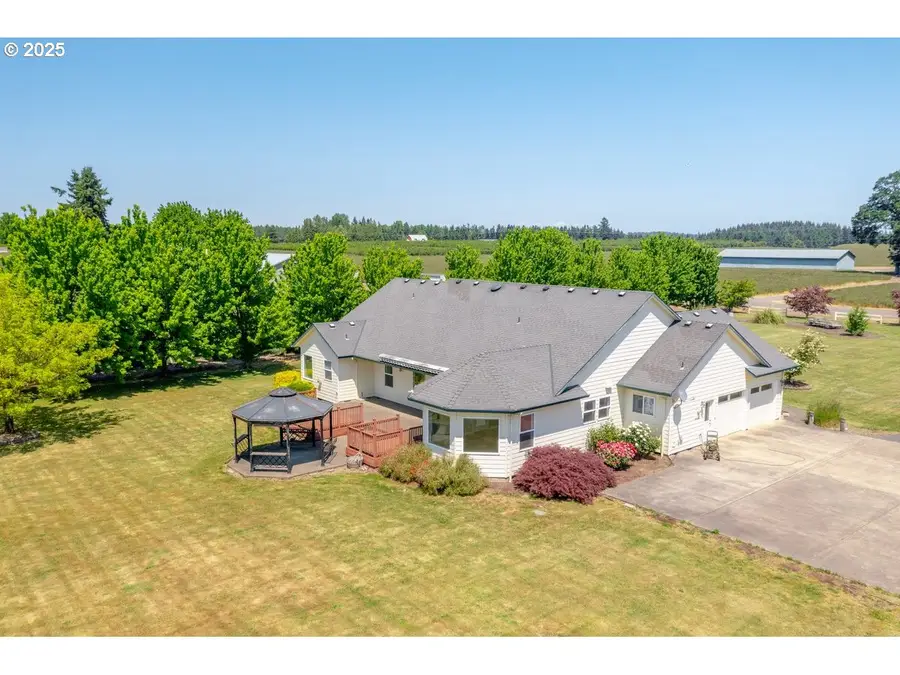 17780 SE Wallace Rd, Dayton, OR 97114 - Image #2