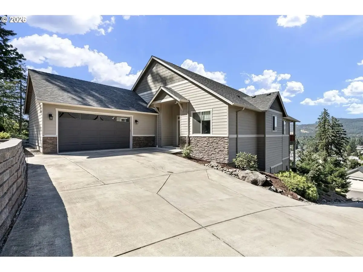 6451 Dogwood St, Springfield, OR 97478 - #1