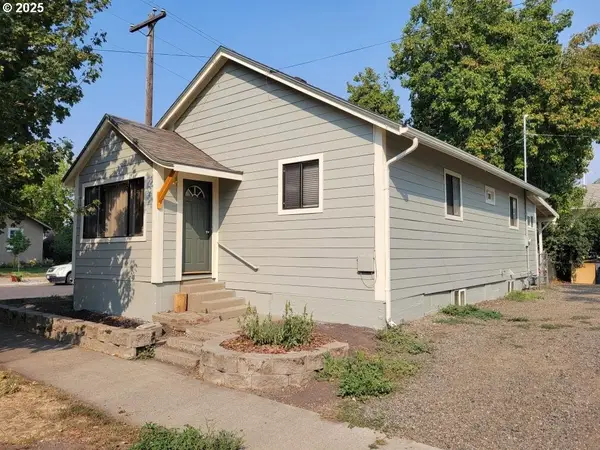 2417 N Fir St, LaGrande, OR 97850