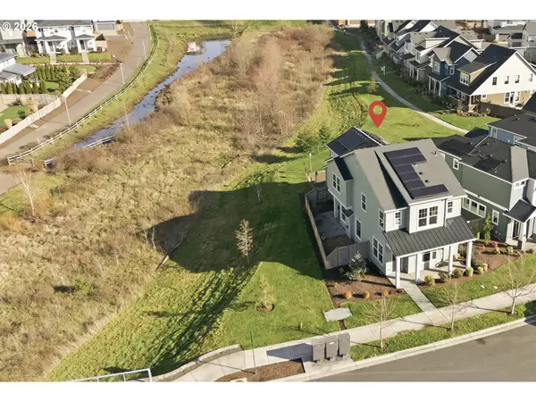 7039 SE Chinquapin Dr, Hillsboro, OR 97123