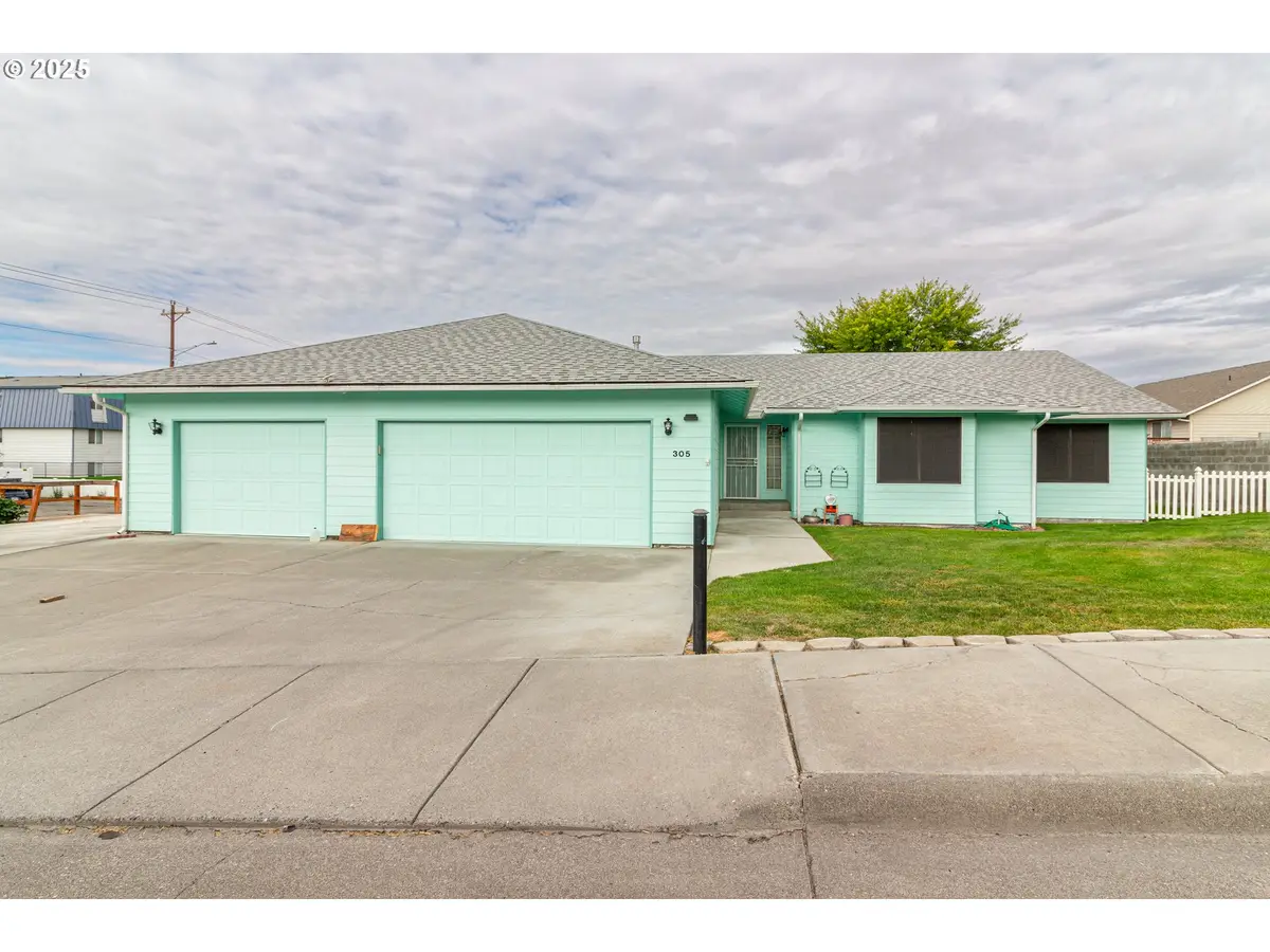305 NW 9th Pl, Hermiston, OR 97838 - Image #1