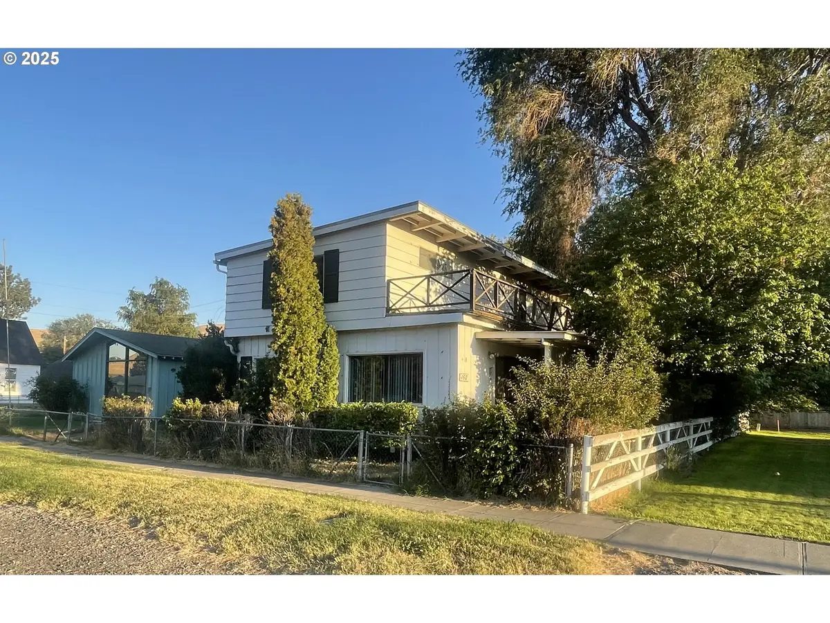 150 E Main St, Ione, OR 97843 - Image #1