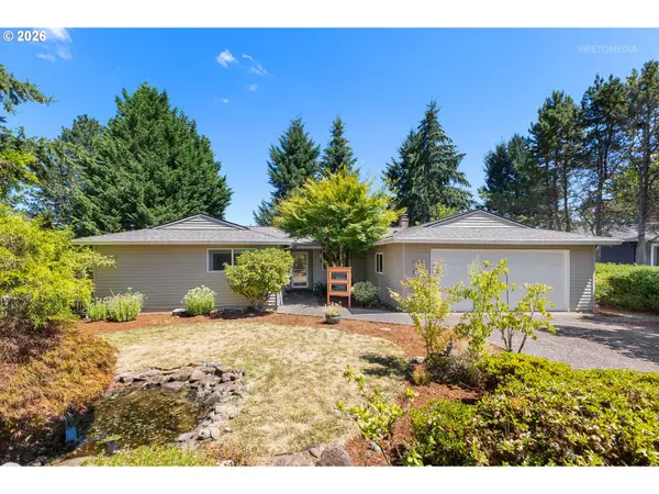1935 Hillhouse Dr, WestLinn, OR 97068