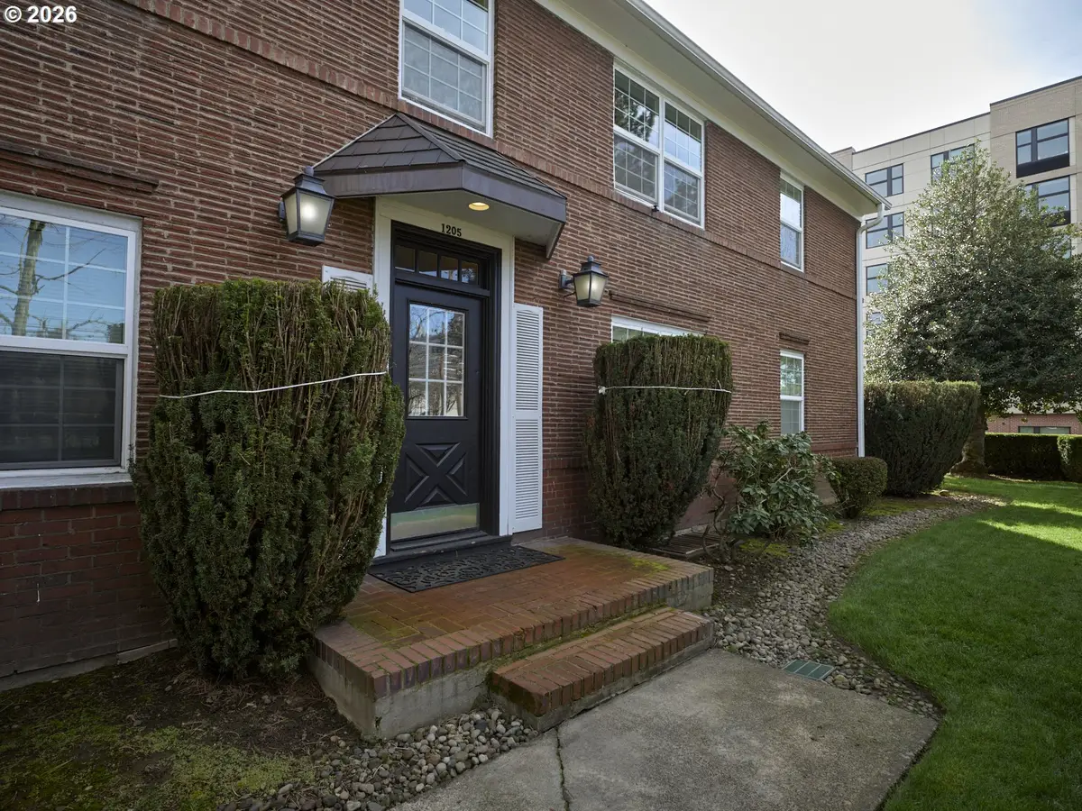 1205 C St, Vancouver, WA 98660 - Image #1