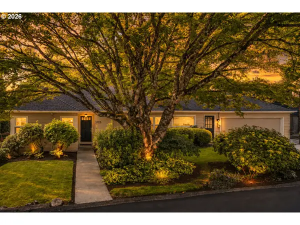3125 SW Ridgewood Ave, Portland, OR 97225