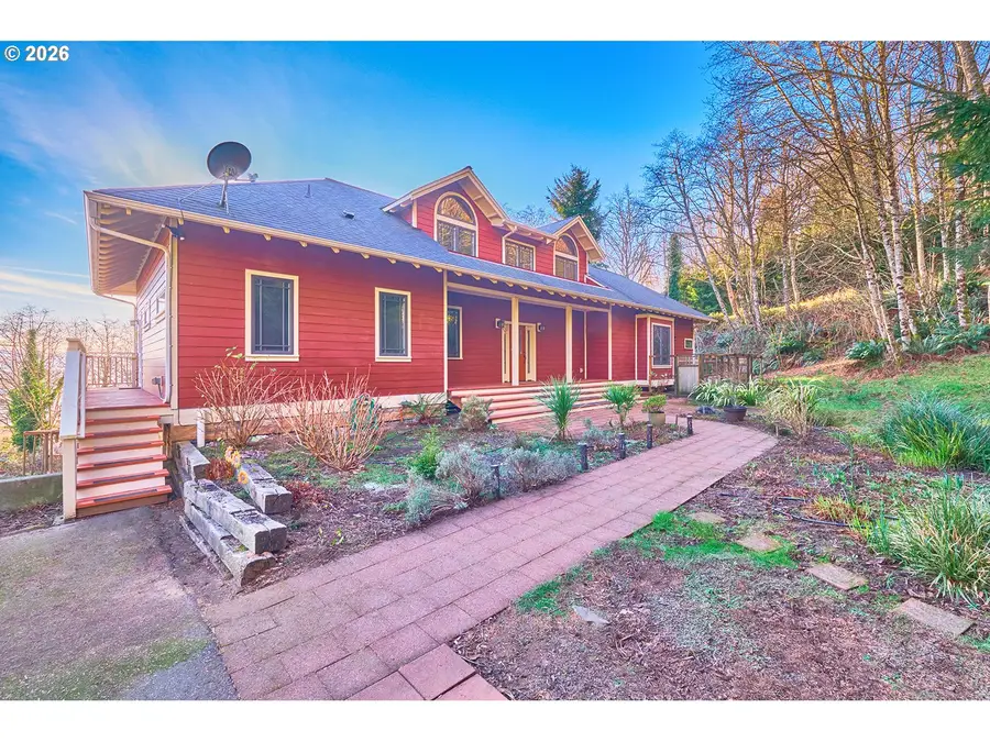 2147 Klahanee Dr, Ilwaco, WA 98624 - #2