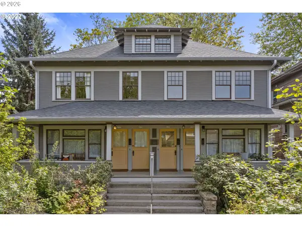 2106 SE Main St, Portland, OR 97214