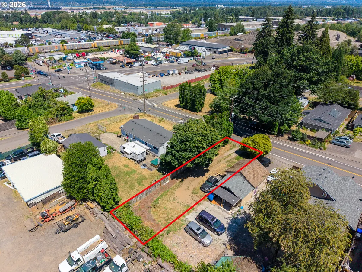 5947 NE 60th Ave, Portland, OR 97218 - #1