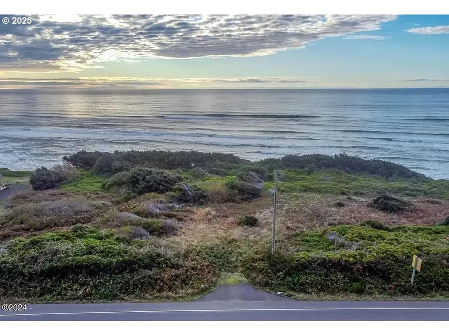 2300 Hwy 101, Yachats, OR 97498 - Image #2