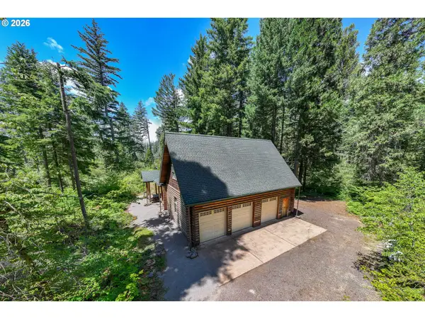 54703 Caddis Ln, McKenzieBridge, OR 97413