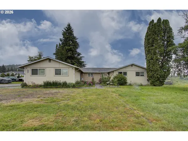 5701 NE 204th Ct, Vancouver, WA 98682