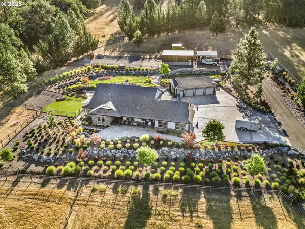 3465 Galls Creek Rd, GoldHill, OR 97525