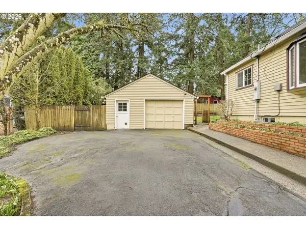 5820 SW Nevada Ct, Portland, OR 97219