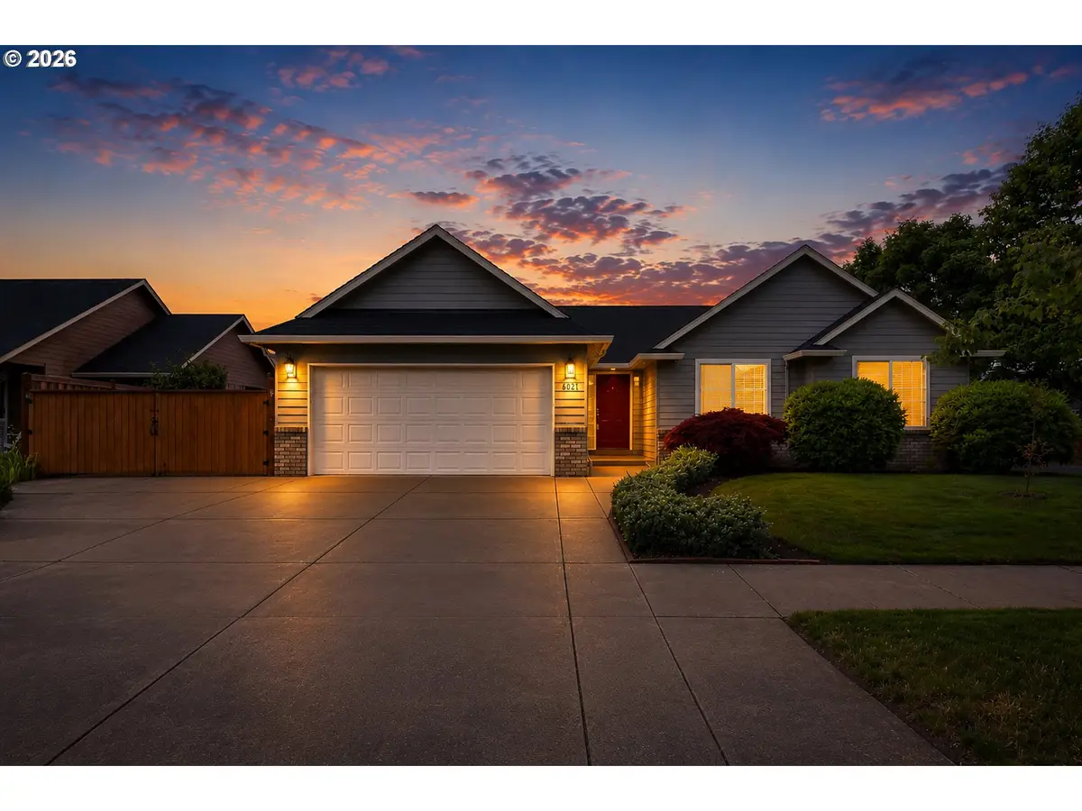 6021 Firestone Dr, Eugene, OR 97402 - #1