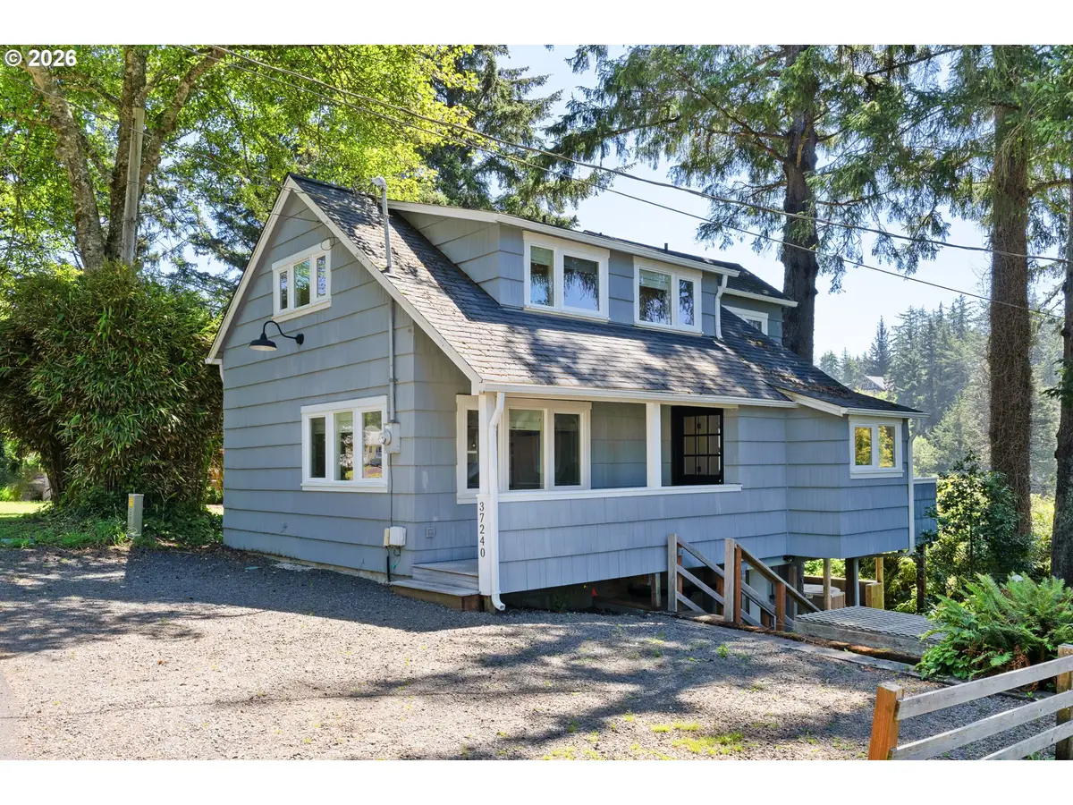 37240 N 2nd St, Manzanita, OR 97130 - #1