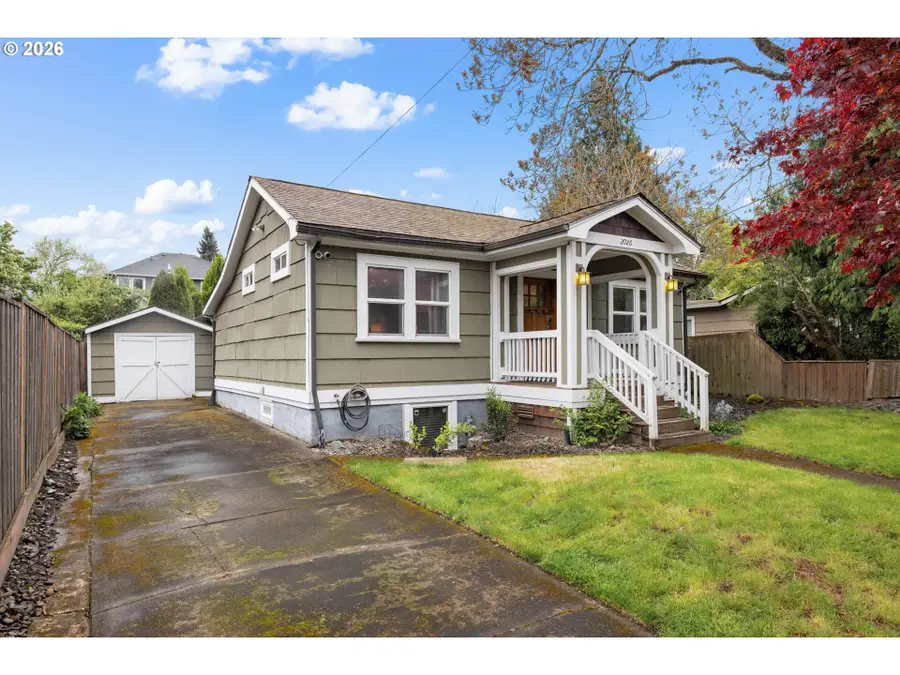 2026 SE Insley St, Portland, OR 97202 - #2