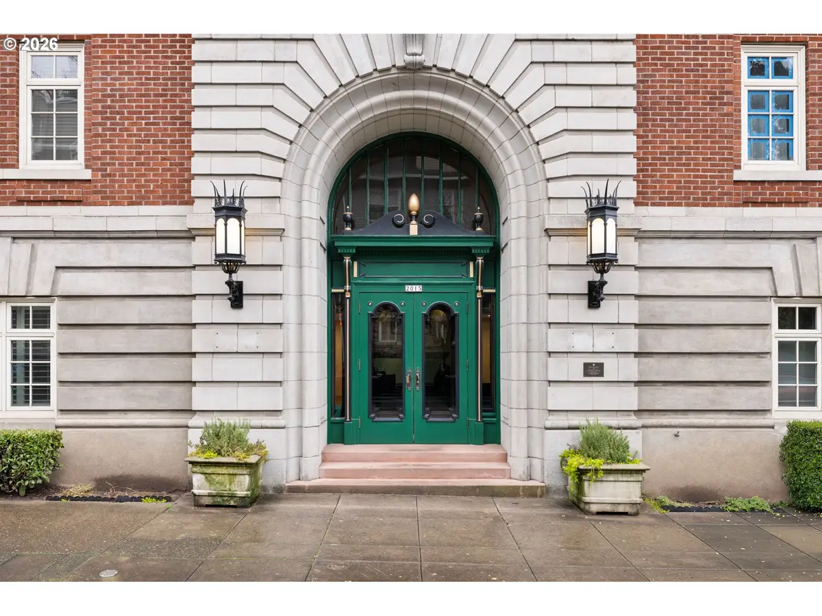 2015 NW Flanders St, Portland, OR 97209 - #1