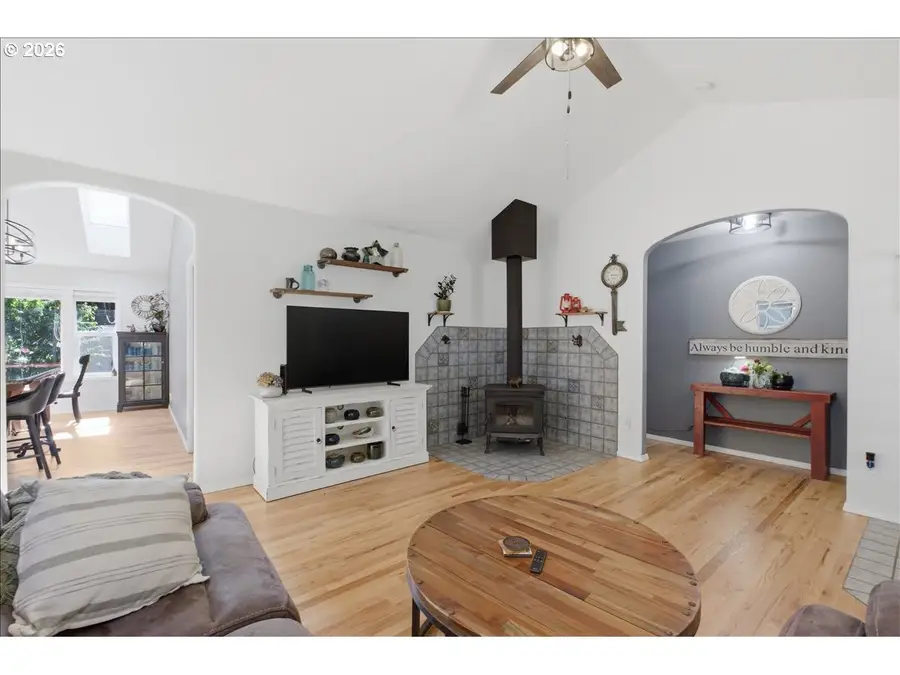 38009 Earl Ln, Corvallis, OR 97330 - #2