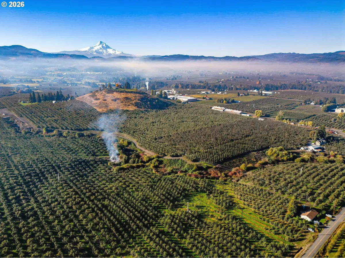 2650 Van Horn Dr, Hood River, OR 97031 - Image #1