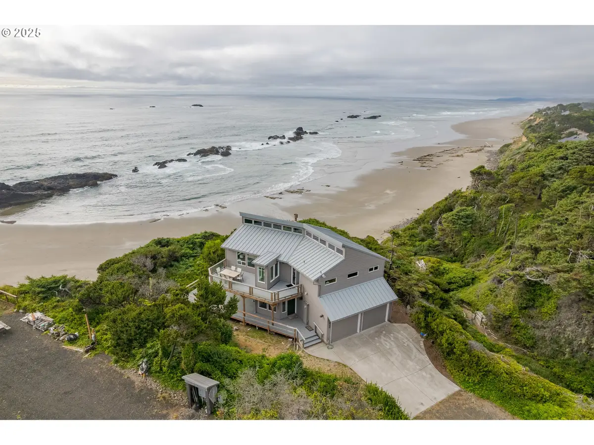 10350 NW Pacific Coast Hwy, Seal Rock, OR 97376 - Image #1