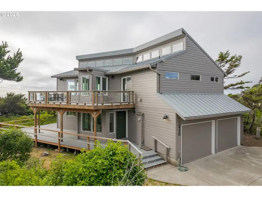 10350 NW Pacific Coast Hwy, Seal Rock, OR 97376 - Image #3