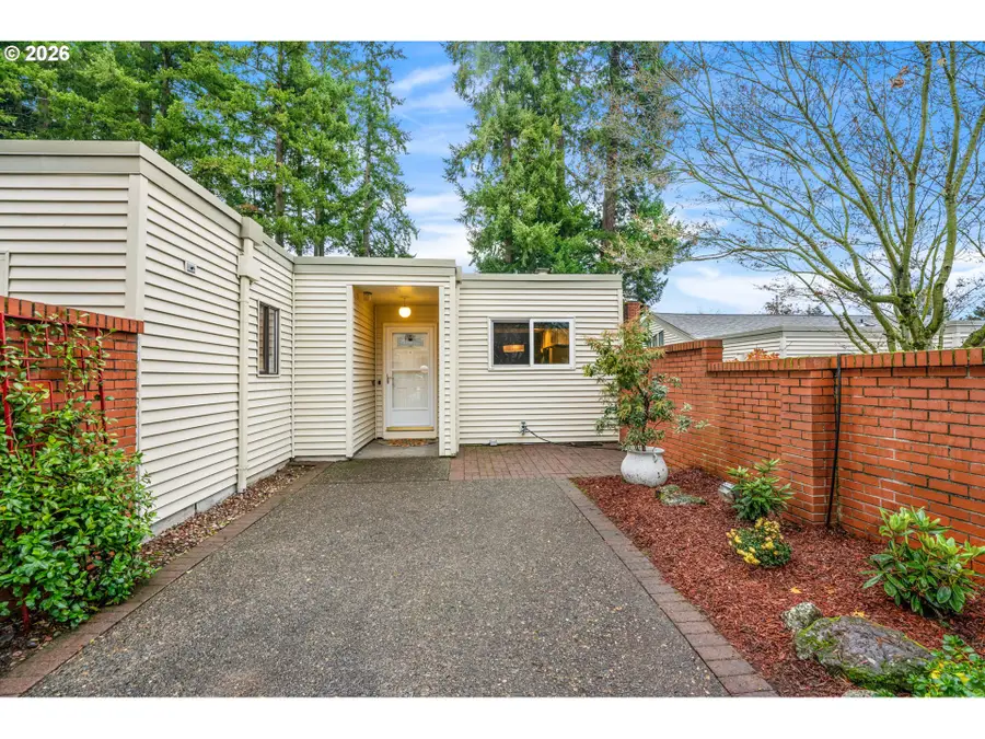 16520 SW Monaco Ln, King City, OR 97224 - Image #2