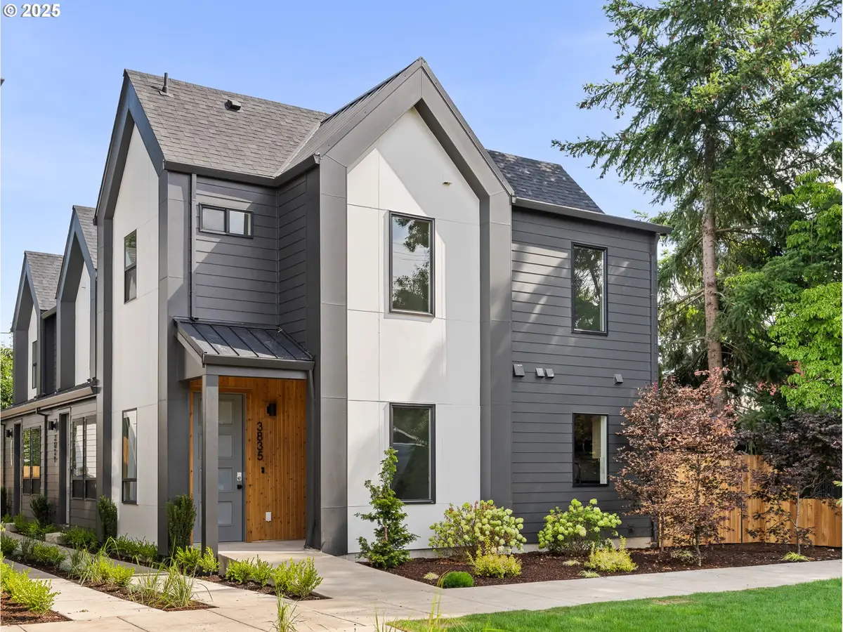 3839 N Willis Blvd #2, Portland, OR 97217 - #1