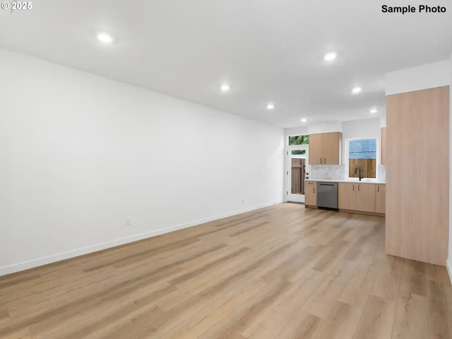 3839 N Willis Blvd #2, Portland, OR 97217 - #2