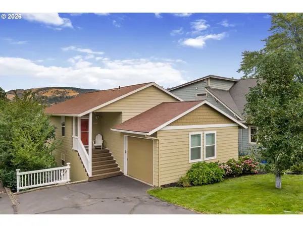 1218 Lincoln St, HoodRiver, OR 97031