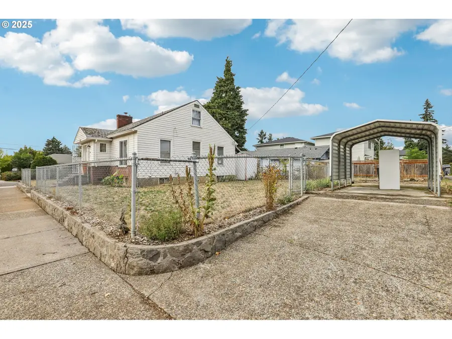 600 E 38th St, Vancouver, WA 98663 - Image #2