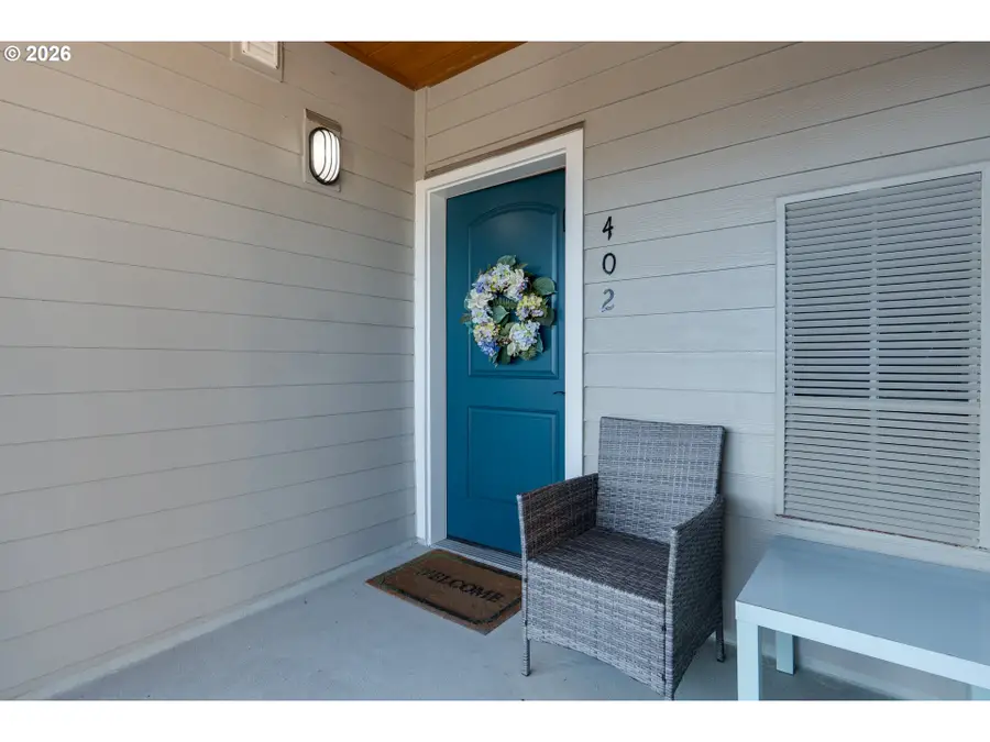1000 N Holladay Dr #402, Seaside, OR 97138 - #2