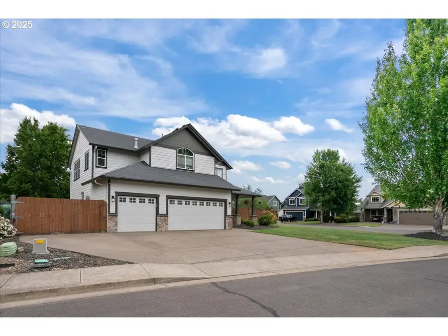 1080 SW Forestry Ln, Dallas, OR 97338 - Image #2