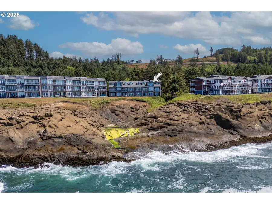 1113 N Highway 101 #9, Depoe Bay, OR 97341 - Image #2
