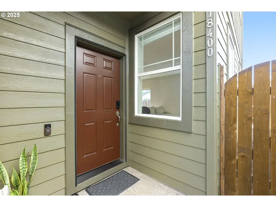 18400 SW Sugarloaf Ln, Beaverton, OR 97007 - Image #2